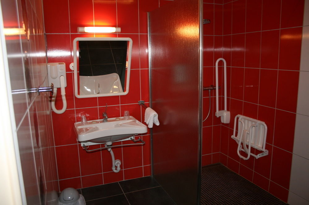 Hotel Aster Restaurant Aux Arcades Briey Exteriér fotografie